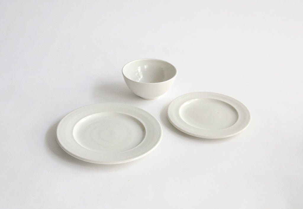 Classic White Farmhouse Dinner Set